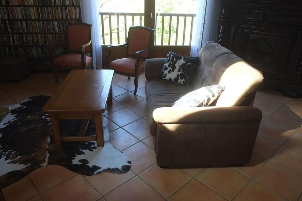 La Sagnarde, Maison En Pierre, Loubressac Extérieur photo
